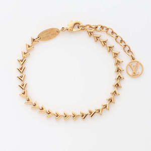 Petit Essential V Bracelet